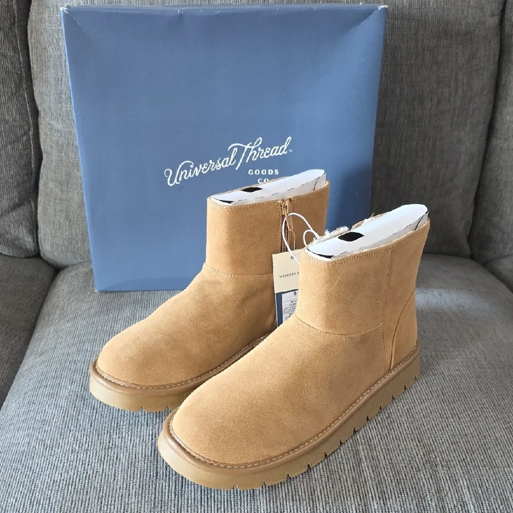 Universal Thread Women's Tan May Ankle‎ Boots, Size 9, NWT With Memory Foam